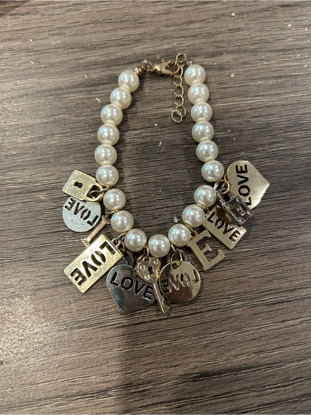 Charm bracelet